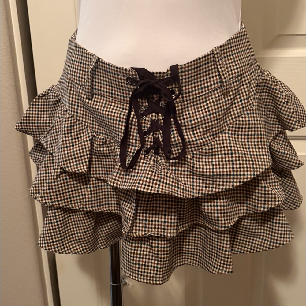 Hot Topic Checkered Ruffle Mini Skirt - Picture 6 of 9